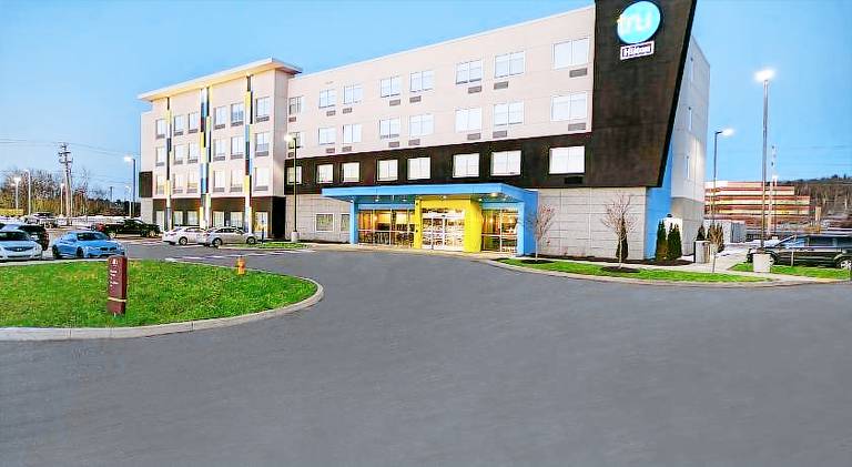 Tru by Hilton Portland Airport Area — photo 5