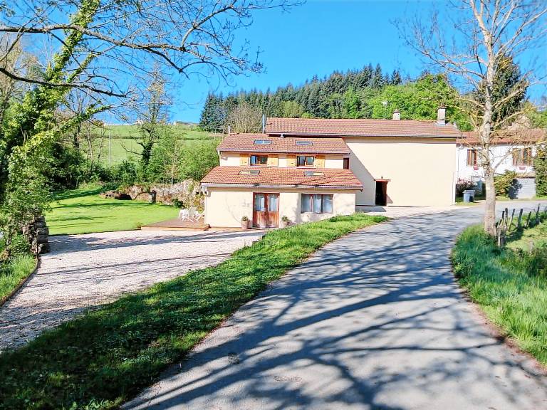 Maison de vacances Saint-Symphorien-de-Lay