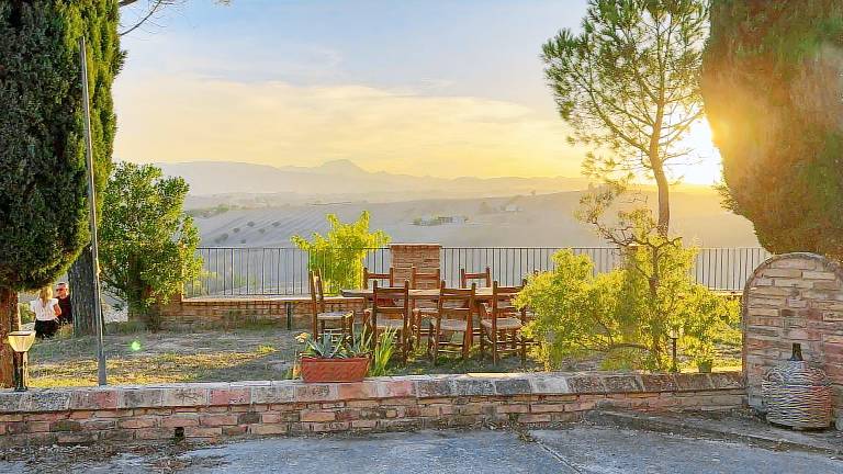 Children-friendly big house with terrace, garden & hot tub | Perfect for remote work | Pets are welcome — photo 2