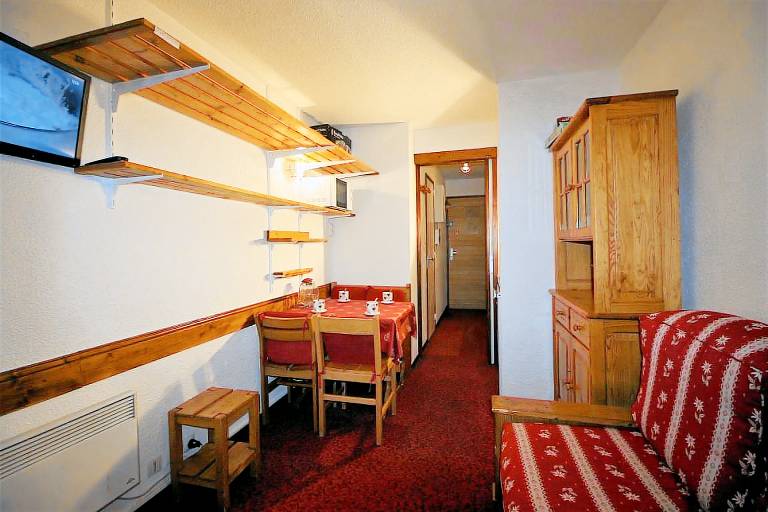 100m from resort center, 1st floor, balcony, tv, ski locker, 18m², Tignes — photo 2