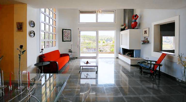 Fully equipped villa with private pool, BBQ & patio | Perfect for remote work | Dogs allowed — photo 4