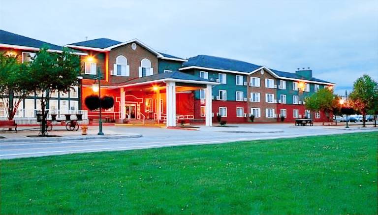 Wingate by Wyndham Anchorage Downtown-Ship Creek in Anchorage, AK