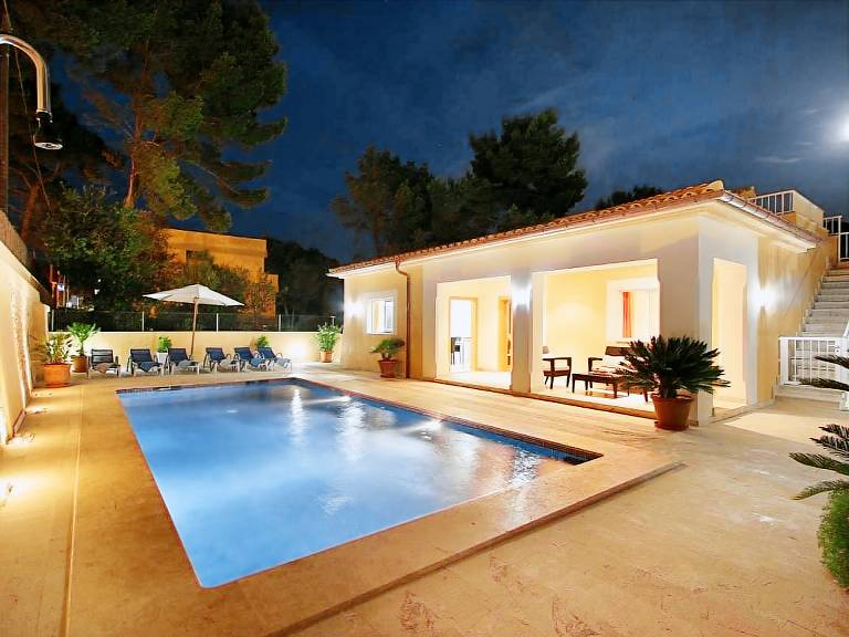 Ferienhaus in Cala Sant Vicenç f&uuml;r max. 8 Personen