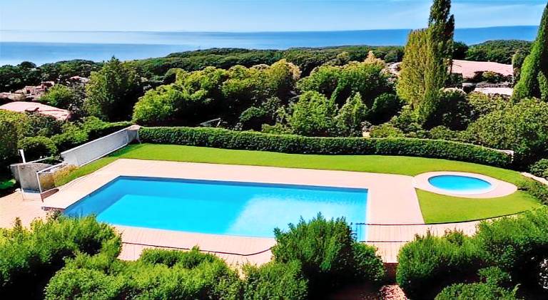 Bandol - " LES CIGALES BANDOLAISES " - Piscine - Terrasse vue mer - Parking prive - Climatisation - in Bandol