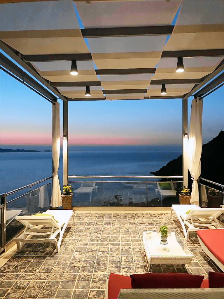 Villa with terrace, private pool & sauna | Good for workation — photo 3