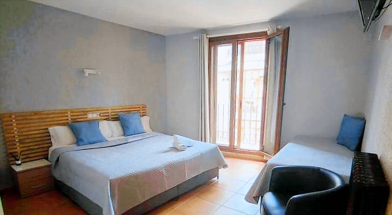 Hotel Acebo Plaza Mayor in Huesca