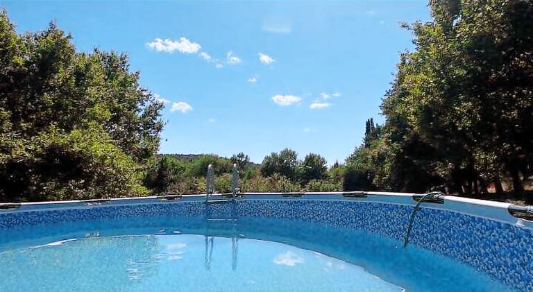 Apartment with pool, grill & garden | Pets are welcome — photo 3