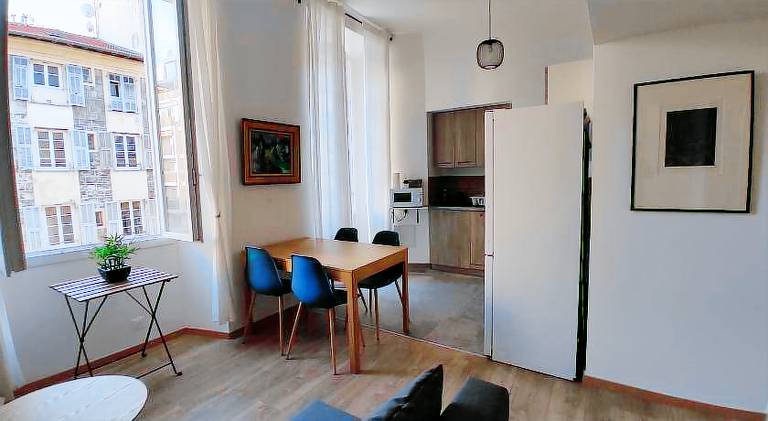 Apartment | Close to Castle Hill — photo 2