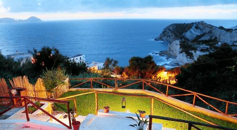 Villa with garden & pool — photo 4