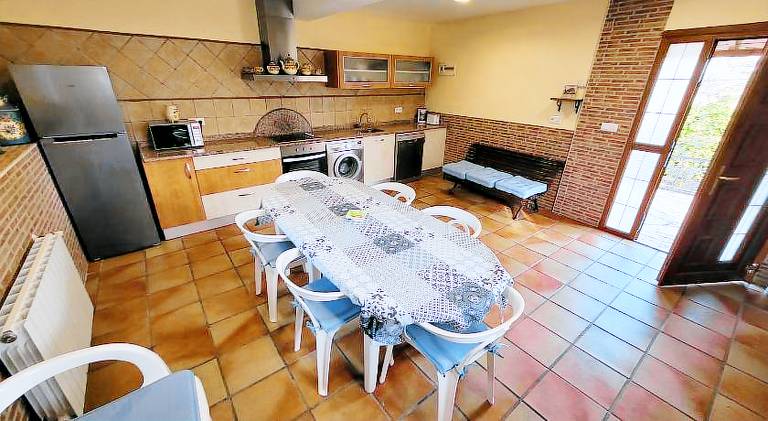 Nice holiday apartment with yard & patio | Pets allowed — photo 2
