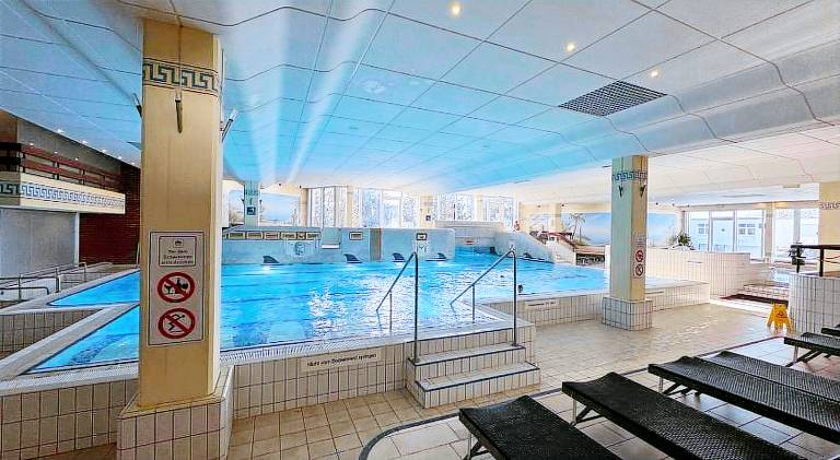 Beautiful holiday apartment with terrace, pool & sauna | Pets are welcome — photo 3