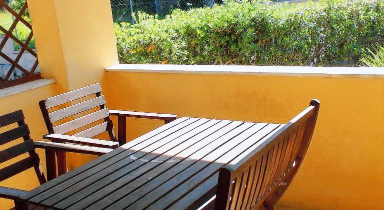 Apartment with 2 rooms for 6 persons — photo 4