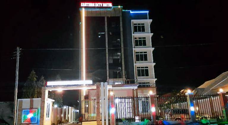 Eastern City Hotel