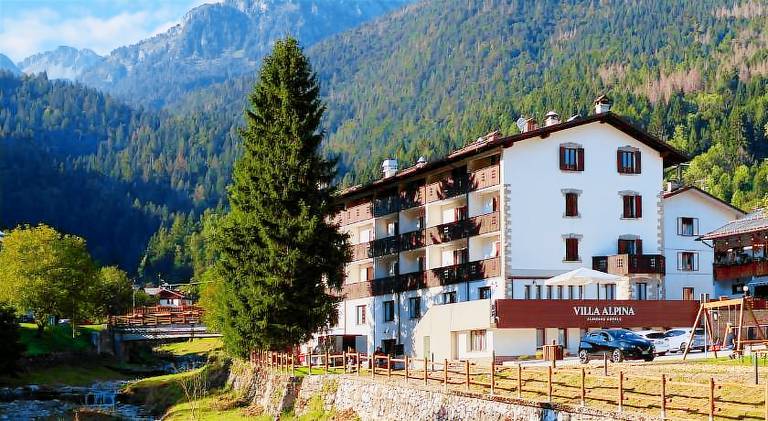 Villa Alpina Hotel in Forni di Sopra