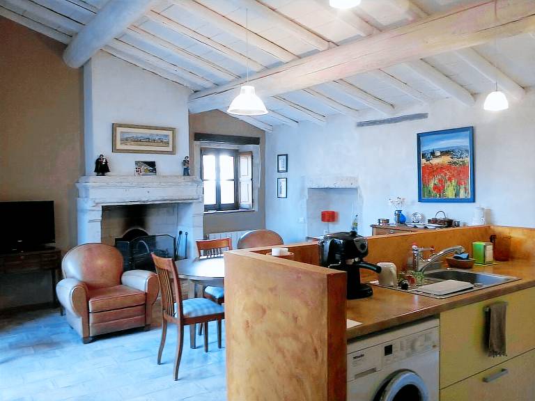 Appartement Jonquières-Saint-Vincent