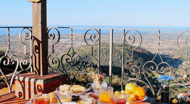 Dulcis in Borgo in Camaiore