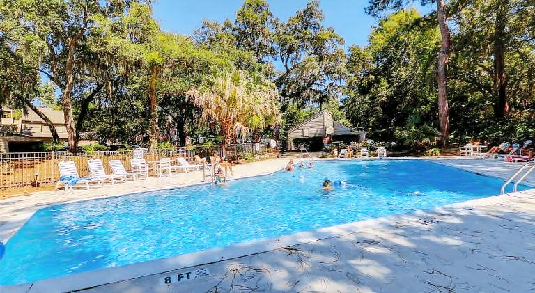 Villa with 1 room for 4 persons — photo 3