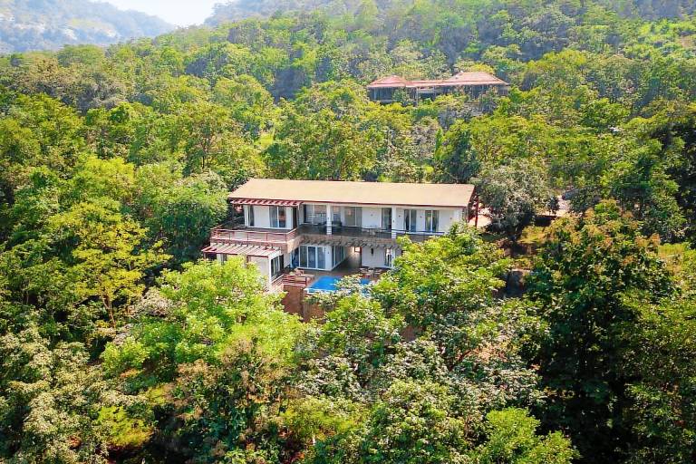 Villa Aamby Valley