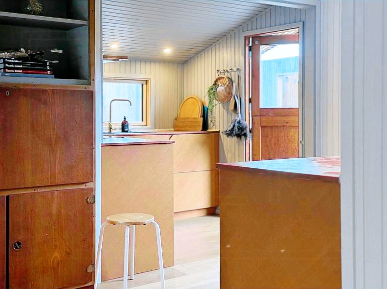 Family-oriented vacation home with barbecue, terrace & garden | Beach nearby | Suitable for remote work | Pet-friendly — photo 4
