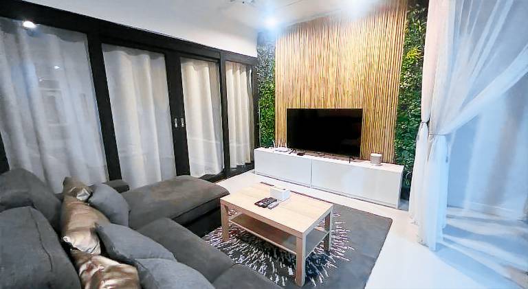 4 Bedroom House with Rooftop near BTS Ekkamai — photo 2