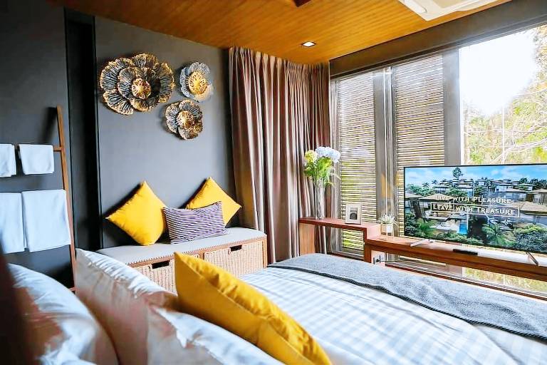 Villa  Bang Tao Beach