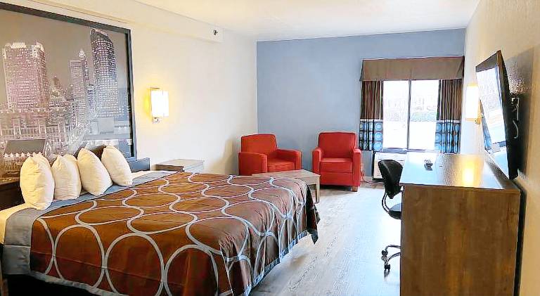Super 8 by Wyndham Clemmons/Bermuda Run/Winston-Salem I-40 — photo 3