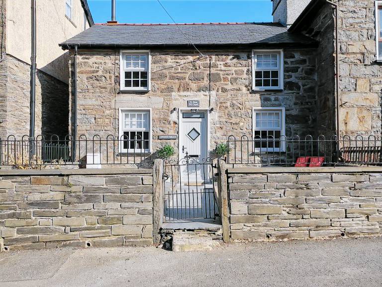 Cottage  Blaenau Ffestiniog
