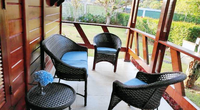 Vacation home with pool — photo 5