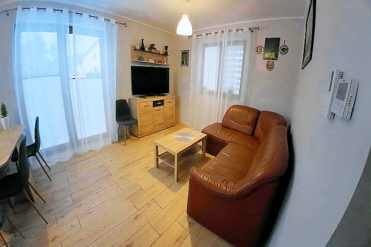 House with patio, BBQ & yard — photo 2