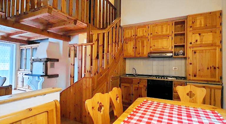 Rental apartment with patio & garden — photo 3