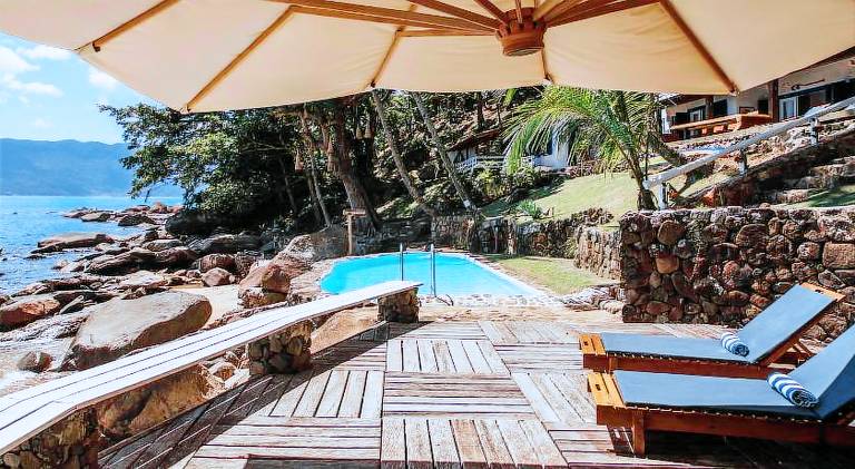 House with garden, pool & terrace | Pets are welcome — photo 2