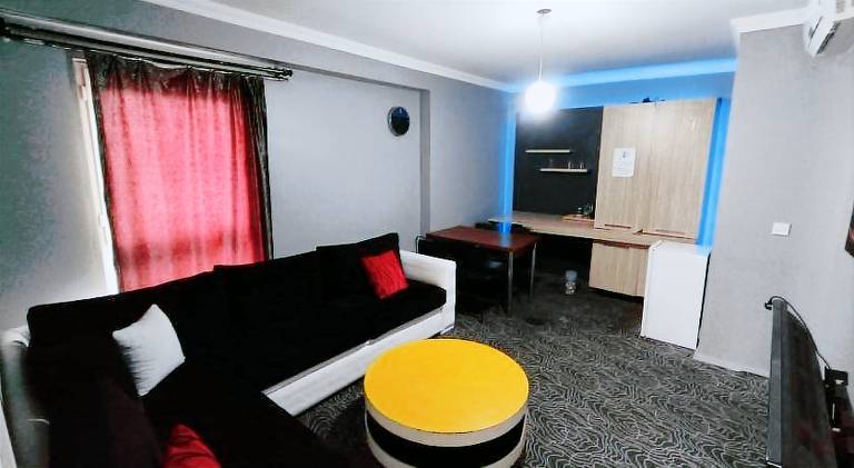 Serviced apartment for 5 persons — photo 4
