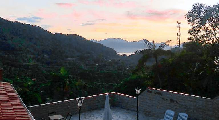 Pleasant vacation home with pool | Pets are welcome — photo 4