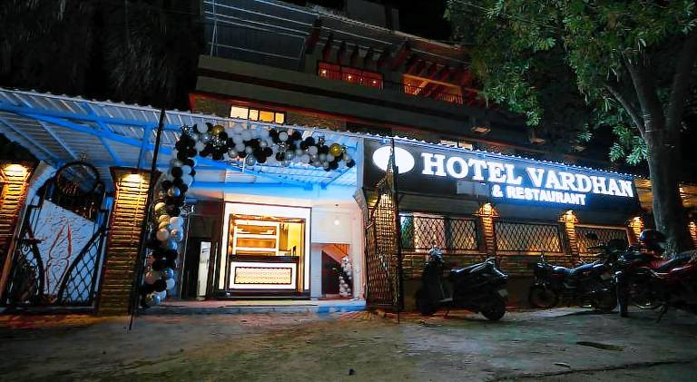 Hotel Vardhan