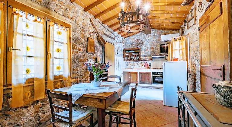 Vacation home with sauna, yard & barbecue | Pet-friendly — photo 2