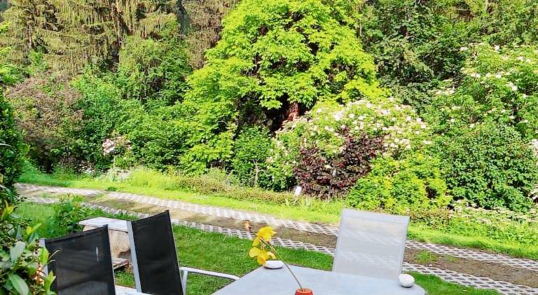 Holiday apartment with terrace, pool & grill — photo 5