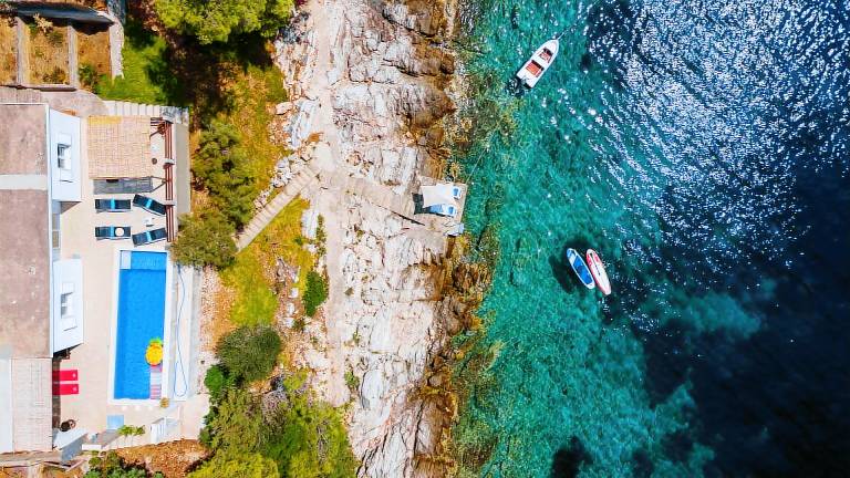 Ferienhaus in Blato, Karbuni f&uuml;r max. 4 Personen