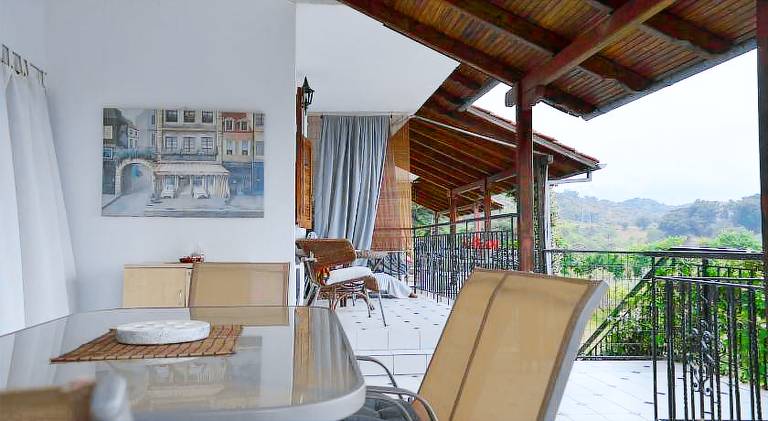 Apartment with patio, BBQ & garden | Suitable for remote work | Pets allowed — photo 3