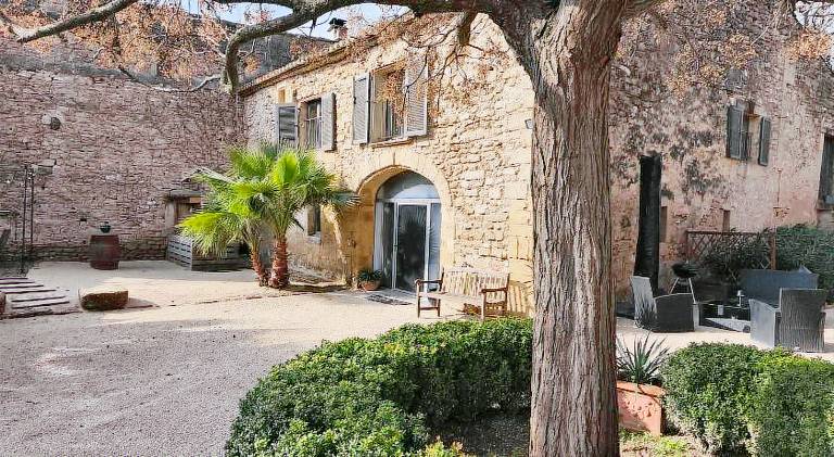 Maison d'hote Mas de Castille entre Uzes et le pont du Gard in Vers-Pont-du-Gard