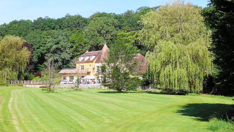 Villa Montigny-le-Chartif