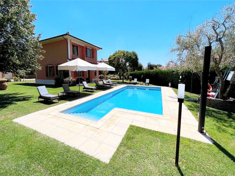 Big villa with terrace & pool | Pets allowed in Loro Ciuffenna