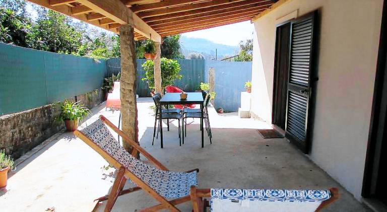 Fully equipped wonderful house with yard, grill & patio | Pet-friendly in Vila Nova de Gaia