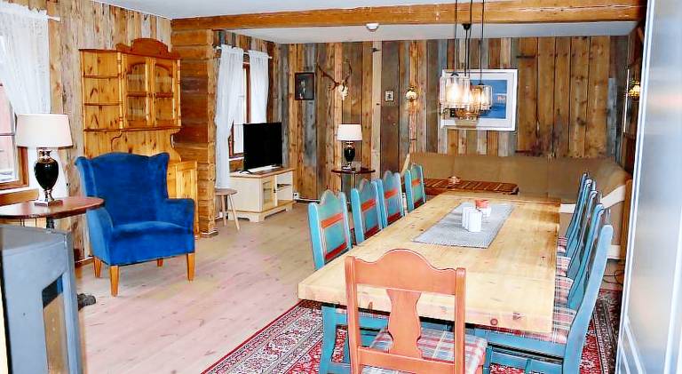 Rental apartment with patio — photo 3