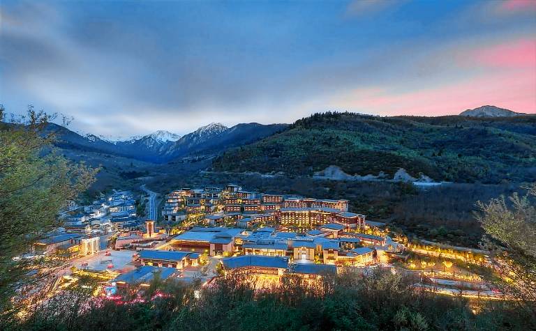Conrad Jiuzhaigou in Ngawa Autonomous Prefecture