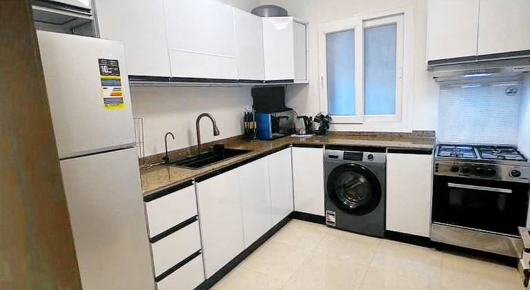 Big holiday apartment with yard & jacuzzi | Pets are welcome — photo 4