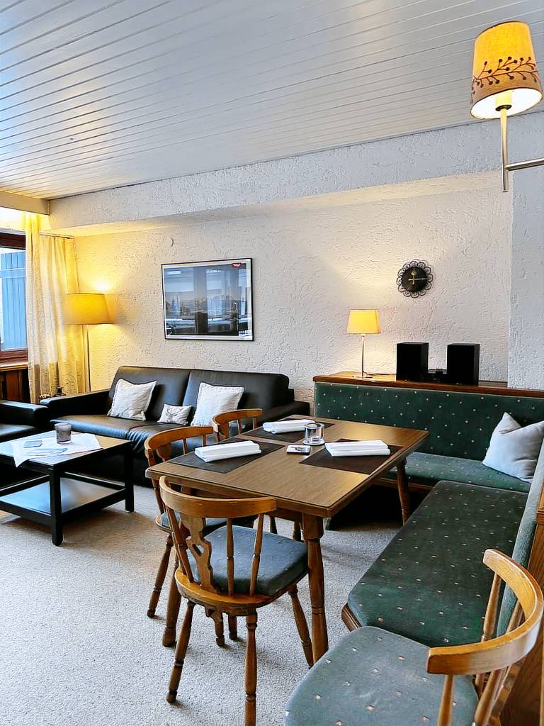 Rental apartment with terrace, pool & garden — photo 5