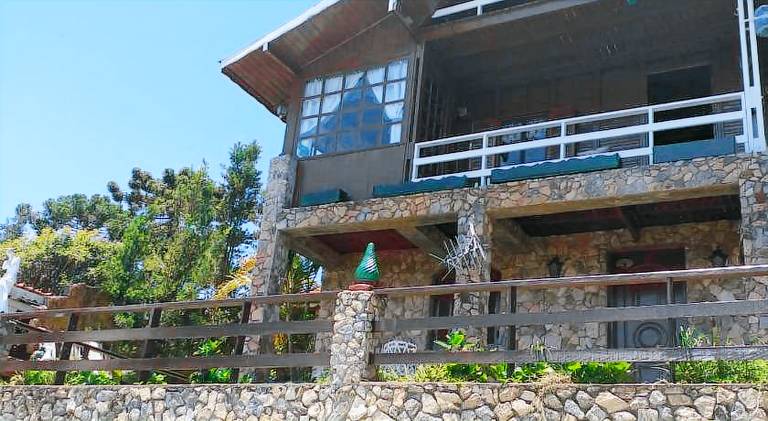 House with pool in Camanducaia