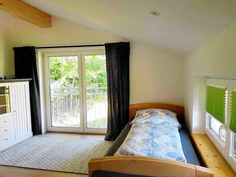 Holiday Home 'Feigengarten, 85qm' with Private Terrace, Shared Garden and Wi-Fi — photo 5