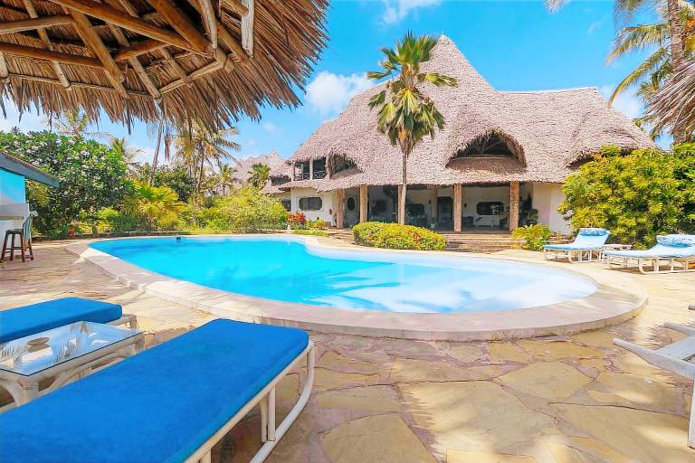 Hostel  Watamu
