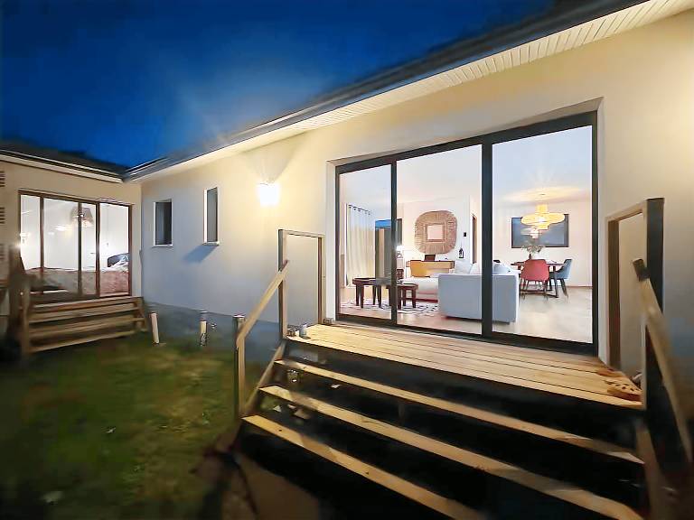 Villa with grill, garden & fast internet | Garden view — photo 3